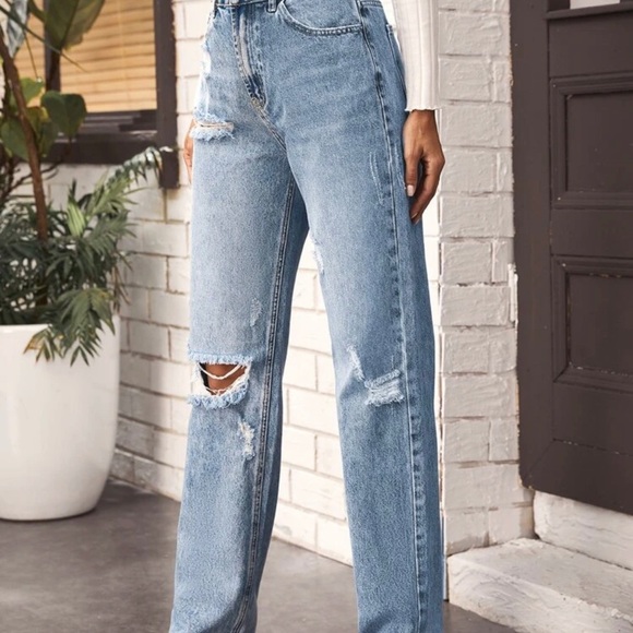 High waisted distressed jeans - Picture 2 of 4